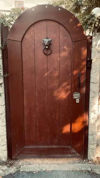 Гостевой дом Дача Алушта-0